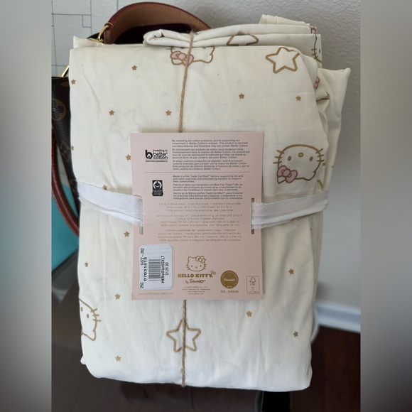 Hello Kitty Sheet Set - Picture 2 of 2